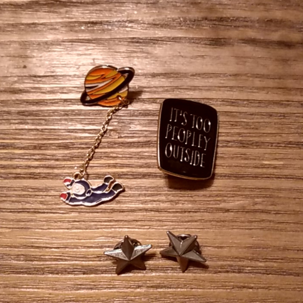 Pin Lot